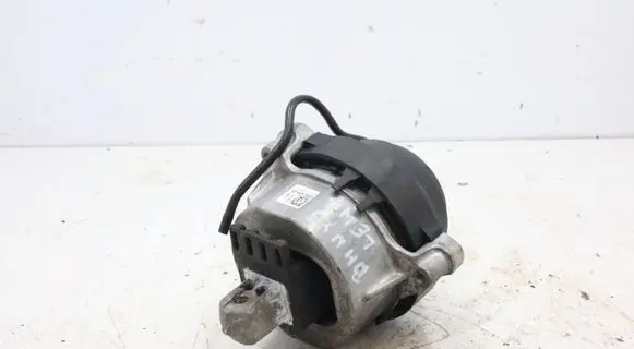 BMW X3 G01 Engine mount bracket 6860499