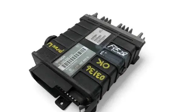 Volkswagen PASSAT B4 Engine control unit/module ECU 443907403G 0280000739