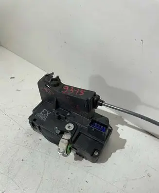 Opel Zafira A Front door lock 24444015