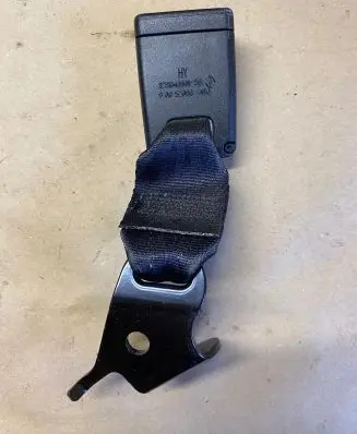 Dacia Duster II Rear seatbelt buckle 878164060R 90952058
