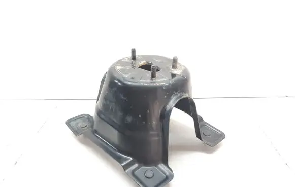 Honda CR-V Spare wheel mounting bracket 