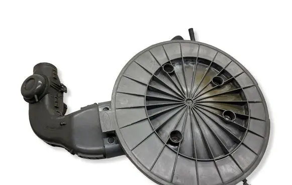 Ford Escort Air filter box 84SF9600EA