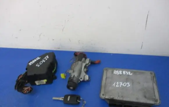 Audi A3 S3 8L Ignition lock 038906051