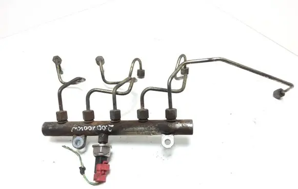 Fuel main line pipe