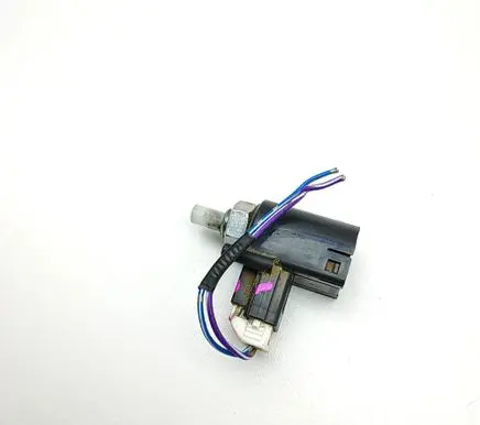 Mitsubishi L200 Clutch pedal sensor 8606A002