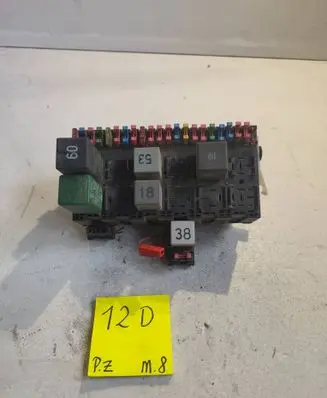 Volkswagen Transporter - Caravelle T4 Fuse box set 98347298