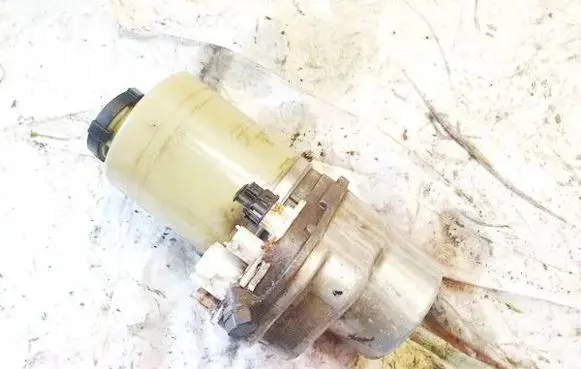 Opel Vectra C Power steering pump 13109781 0000185028020f0