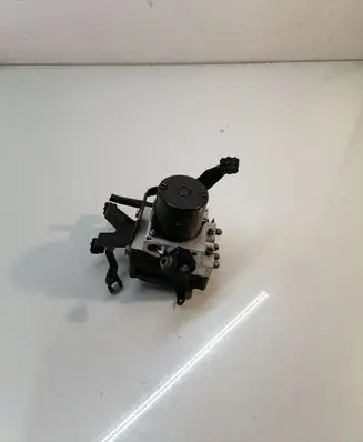 BMW 5 E60 E61 ABS Pump 6783360