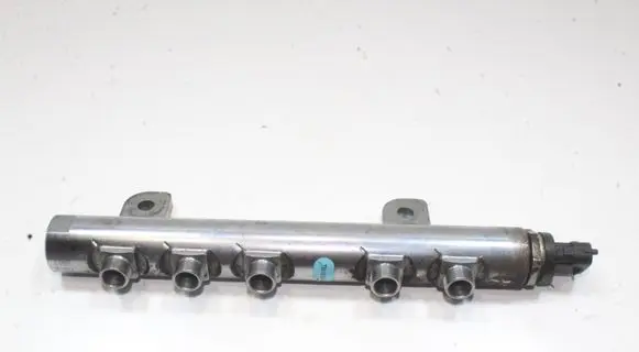 Maserati Ghibli Fuel main line pipe 35032008F 0445216050