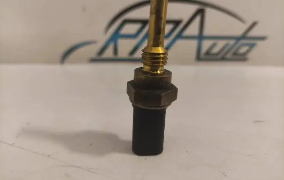 Coolant temperature sensor