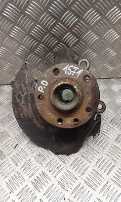 Volkswagen Transporter - Caravelle T4 Front wheel hub