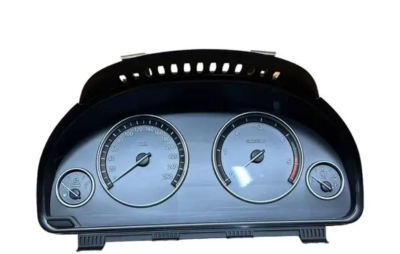 BMW 5 F10 F11 Speedometer (instrument cluster) 9249344 211995706 25811511