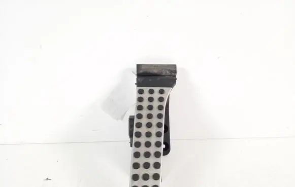 Mercedes-Benz GLK (X204) Accelerator throttle pedal A2043000504