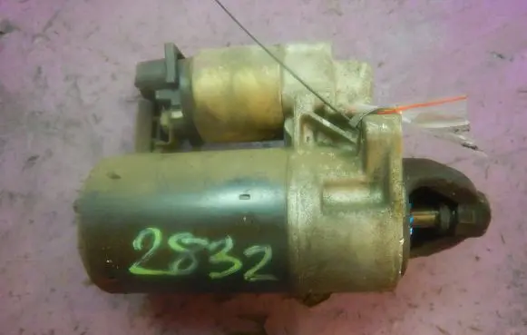 Fiat Punto (176) Starter motor