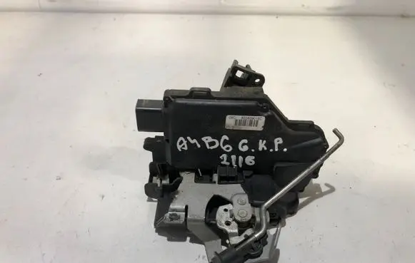 Audi A4 S4 B6 8E 8H Rear door lock 8E0839015C