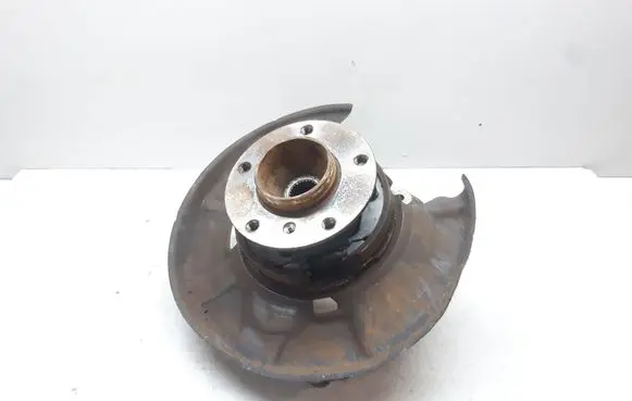 BMW 1 E82 E88 Rear wheel hub spindle/knuckle