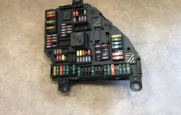 BMW 7 F01 F02 F03 F04 Fuse box set 9264924