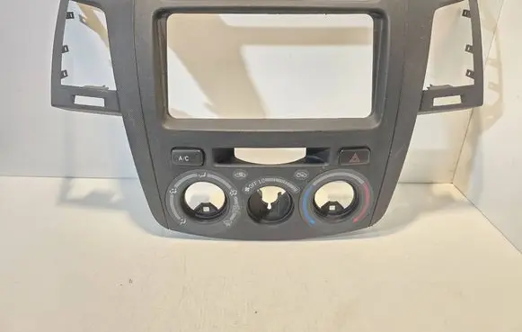 Toyota Hilux (AN10, AN20, AN30) Panel trim 554200K010 23000102