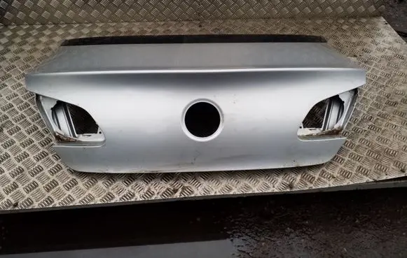 Volkswagen PASSAT CC Tailgate/trunk/boot lid