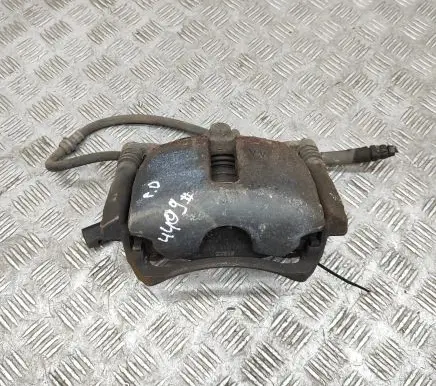 Volkswagen Tiguan Front brake caliper 8V0615124D