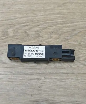 Volvo S80 Airbag deployment crash/impact sensor 8622365 160600 001017