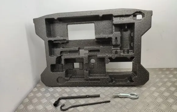 Suzuki Vitara (LY) Tool set 7549161M00
