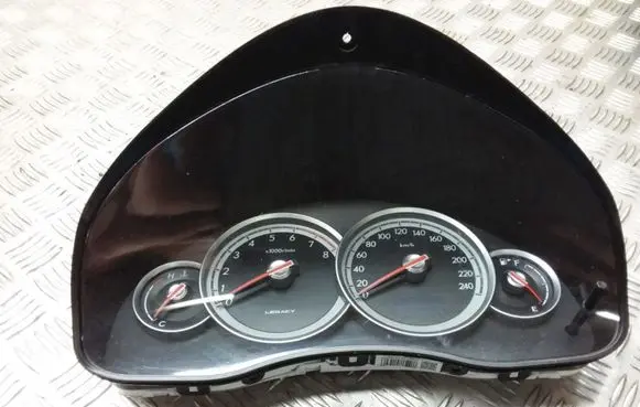 Subaru Legacy Speedometer (instrument cluster) 85012AG130