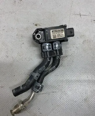 Audi Q7 4M Exhaust gas pressure sensor 059906051G