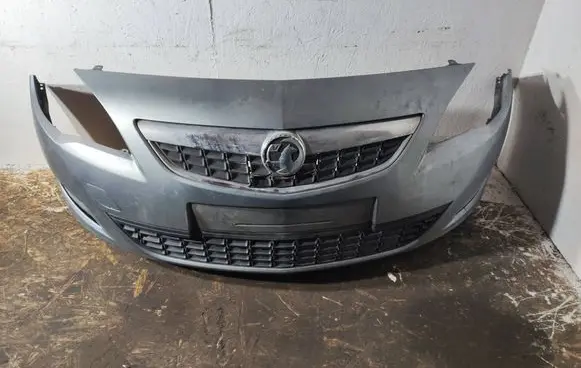 Opel Astra J Front bumper 