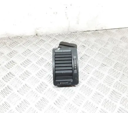 Skoda Octavia Mk2 (1Z) Dashboard side air vent grill/cover trim 1Z0819701