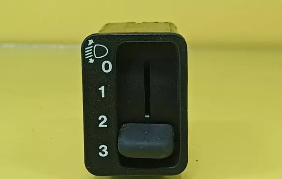 Honda Concerto Headlight level height control switch M10539 M10537