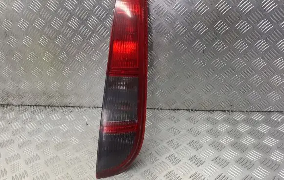 Ford Focus Rear/tail lights 4M51-13N004