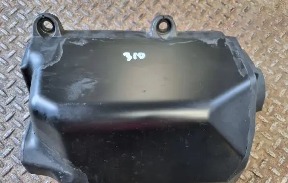Volvo XC60 Heat shield in engine bay 31437422