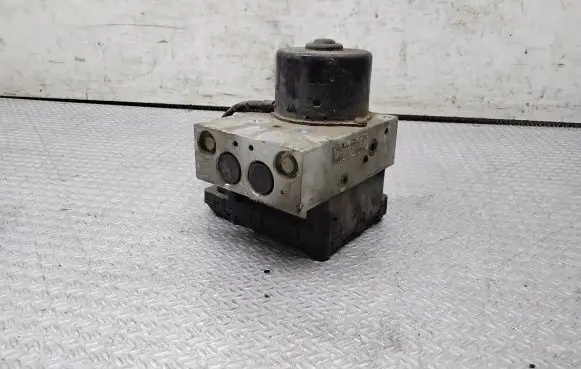 Audi A3 S3 8L ABS Pump 1J0907379H