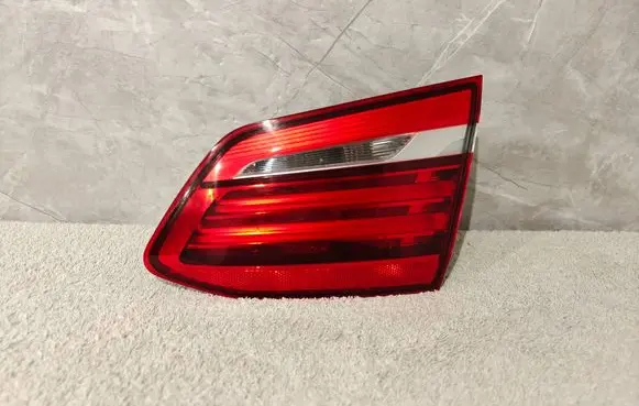 BMW 2 F45 Tailgate rear/tail lights 7311042 F03534000F