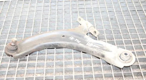 Nissan X-Trail T31 Front lower control arm/wishbone