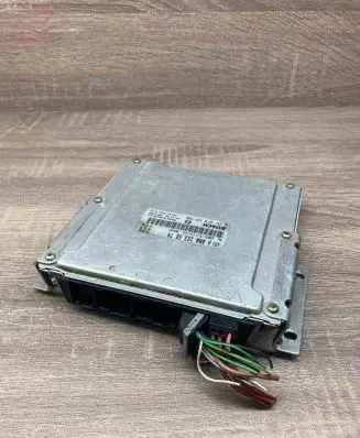 Mercedes-Benz Vito Viano W638 Engine control unit/module ECU A0001535879 0281010926