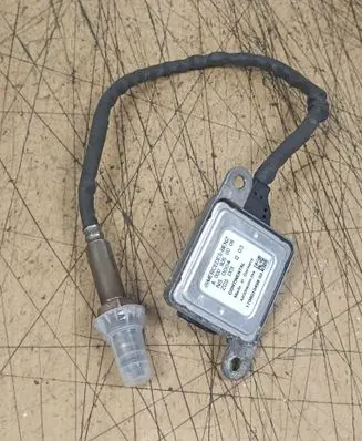 Mercedes-Benz Sprinter W906 Lambda probe sensor A0009050008