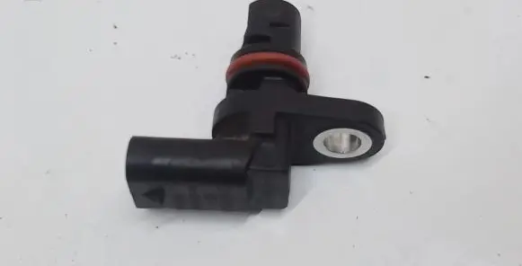 Volkswagen Golf VII Camshaft position sensor 04C907601B