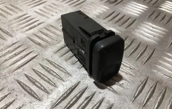 Windscreen/window heater switch