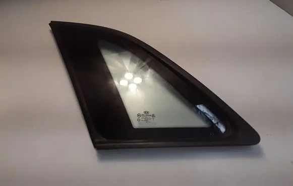 KIA Sorento Rear side window 878102P100