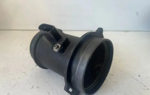 Audi A6 S6 C6 4F Mass air flow meter 059906461K