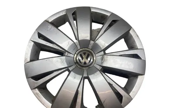 Volkswagen Jetta VI R16 wheel hub/cap/trim 5C0601147A