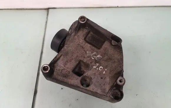 BMW 5 E60 E61 A/C compressor mount bracket 7512556 64557512556 64551740723
