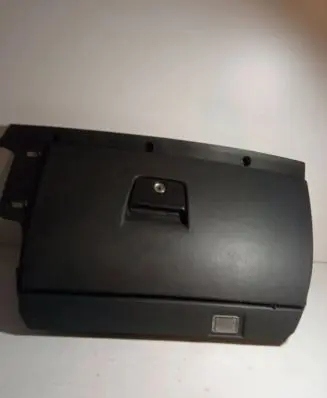 Volvo V50 Glove box 39888609