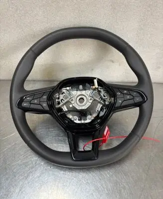 Renault Clio V Steering wheel