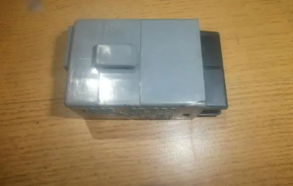 Mazda 121 Other relay B09267830