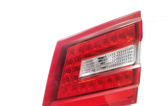 Mercedes-Benz E W212 Tailgate rear/tail lights