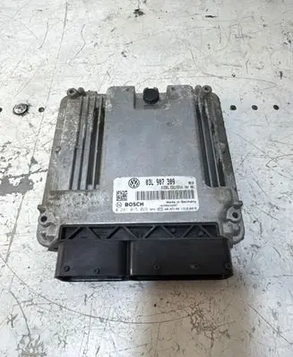 Volkswagen PASSAT CC Engine control unit/module 03L907309 1039S24297 0281015029
