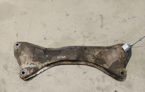 Mazda Premacy Front subframe 